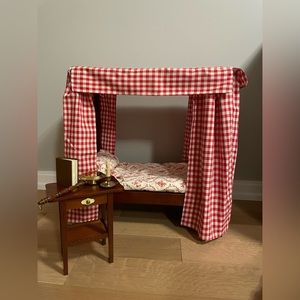 Pleasant Company Felicity American Girl Doll Furniture Set!